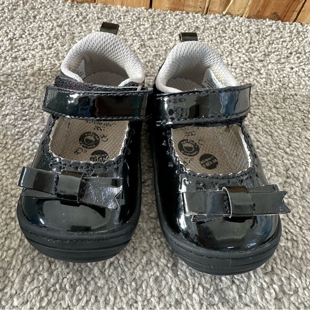 EUC Stride Rite Mary Janes